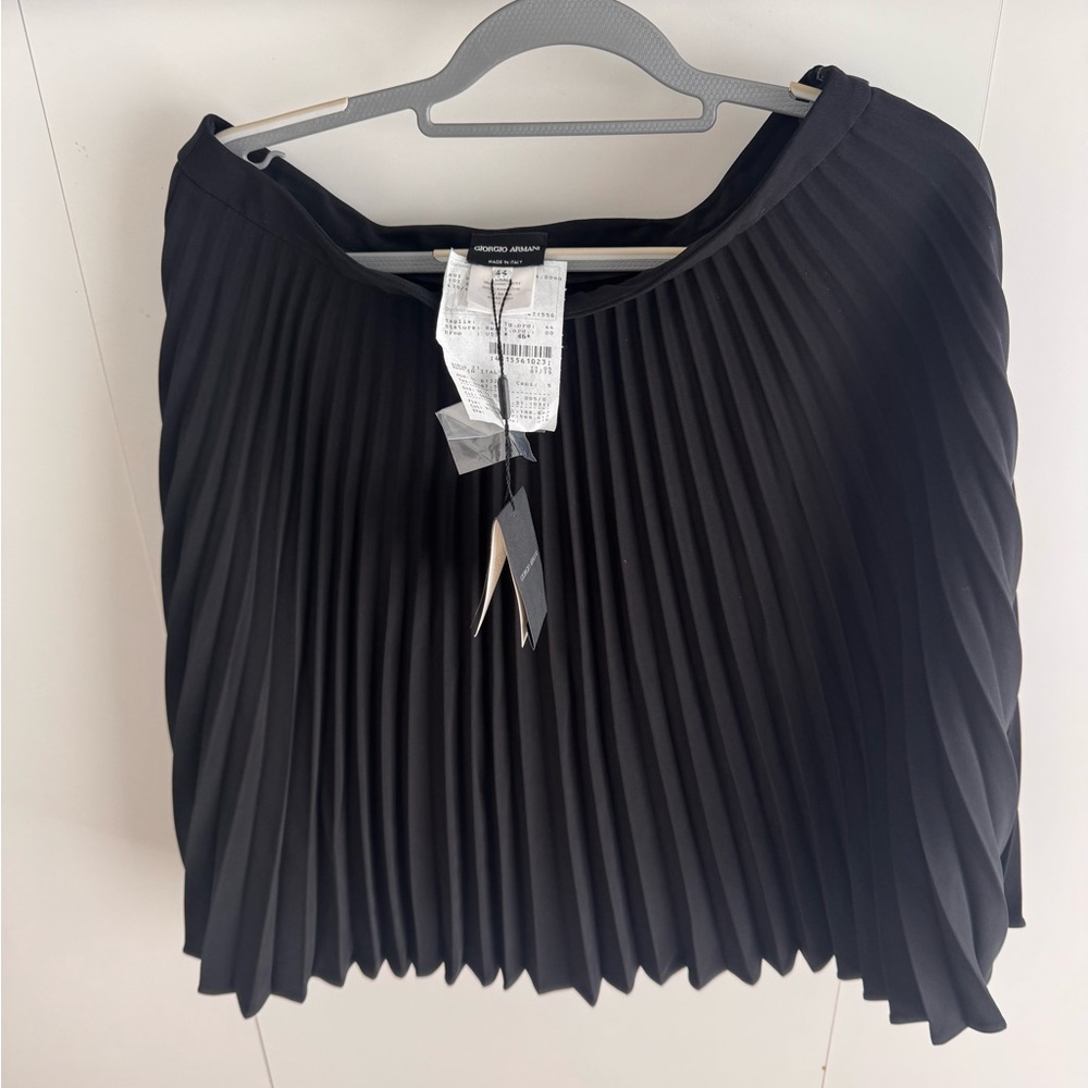 Giorgio Armani Black Mini Pleated Skirt Cocktail